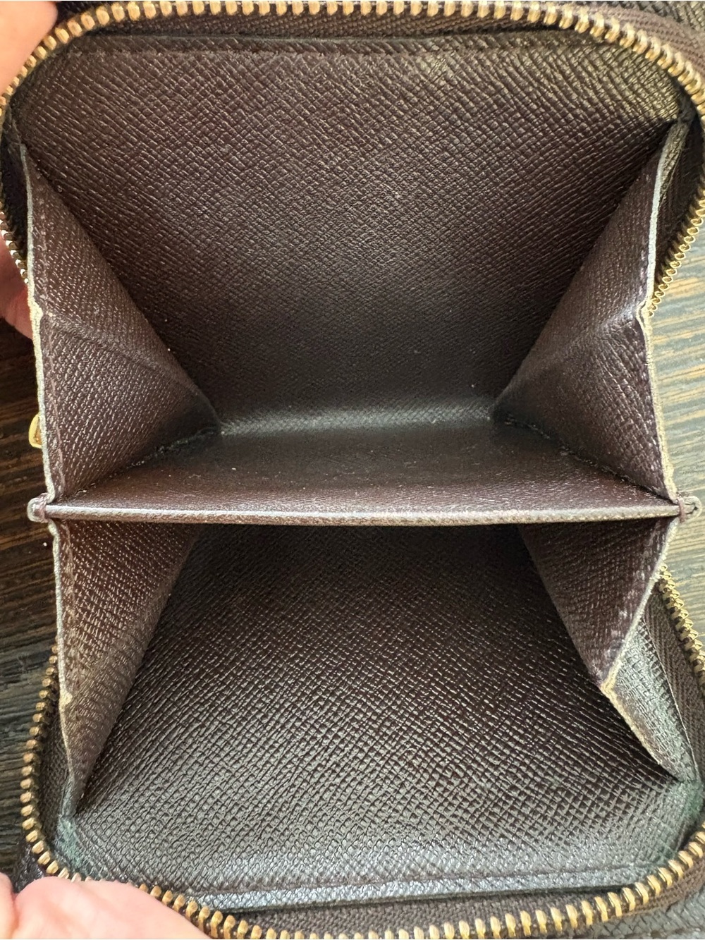Louis Vuitton Wallet - Picture 11 of 11